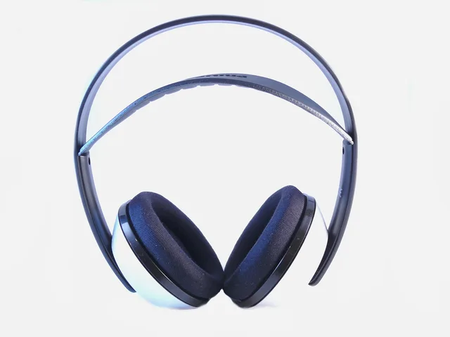 headphones, wireless, technology, music, sound, beat, loud, fun, headphones, headphones, headphones, headphones, headphones, loud. Headphone and speaker faults: no sound, dropouts, and pairing failures