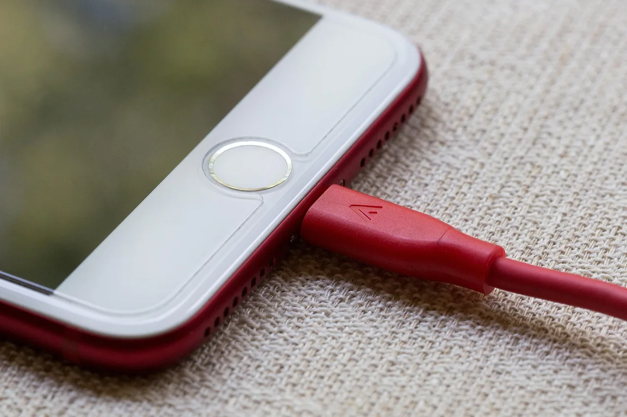 apple, iphone, smartphone, technology, mobile, communication, touchscreen, usb, cable, charge, charging, recharge, electronics, device, cellphone, cellular, cell, connection, connector, phone, digital, red, charge, charge, charge, charge, charge, recharge, recharge. Slow phone charging problems: match the symptom to the layer