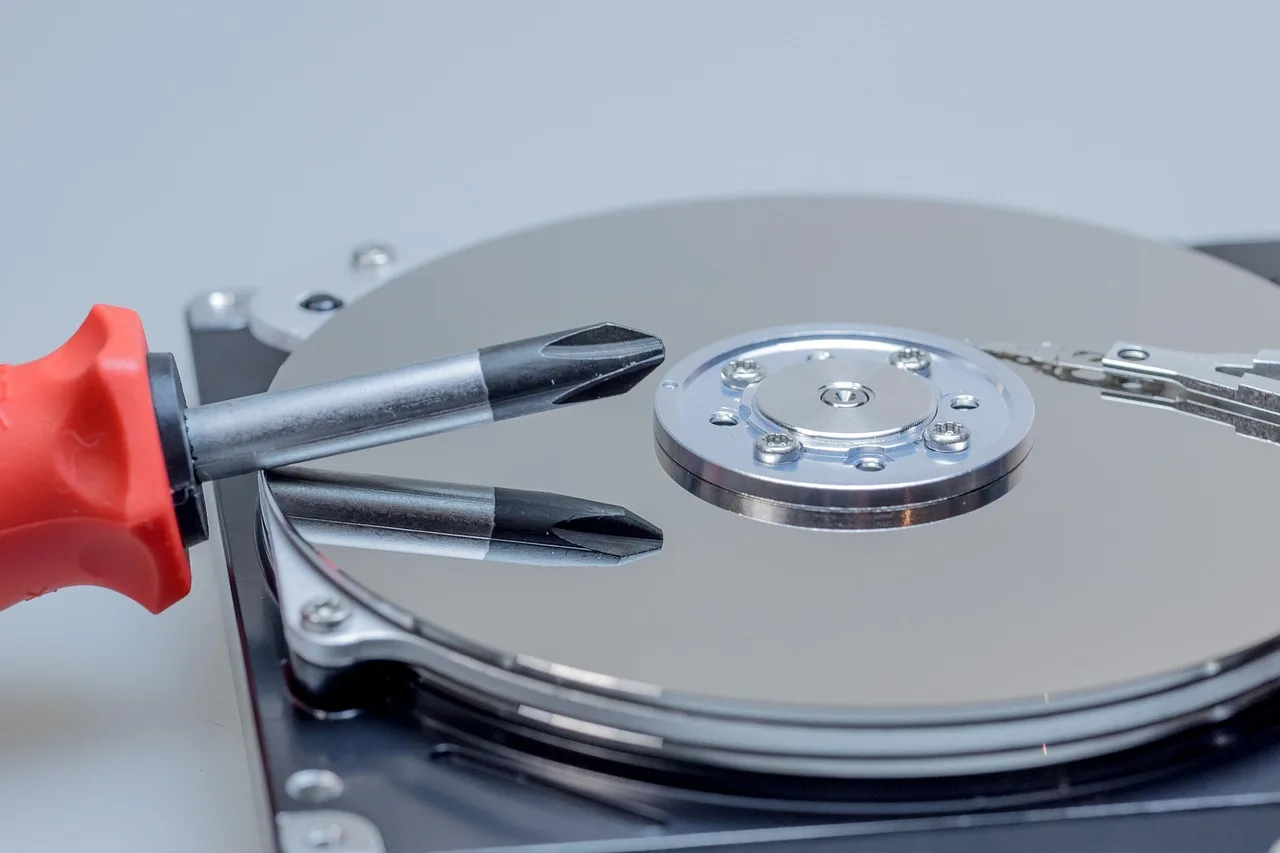 hard drive, hdd, hardware, computer, disk, macro, data store, technology, reading heads, inner workings, component, chip, it, magnetic heads, sata, circuit board, digital, data processing, motherboard, print heads, magnetic data storage, data, cut out, print head, edp, detail, memory chip, screwdriver, tool, repair, help, tools. How to Compare Technology Value by Price, Performance, and Lifespan