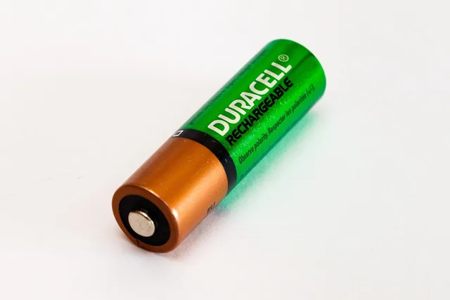 battery, alkaline batteries, charge, source, energy, volt, current, power, technology, voltage, electricity, electronics, ecology, battery, battery, battery, battery, battery. Weak batteries, wrong grades, or missing parts: refurbished warranty problems