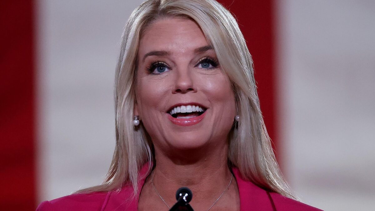 Pam Bondi Age